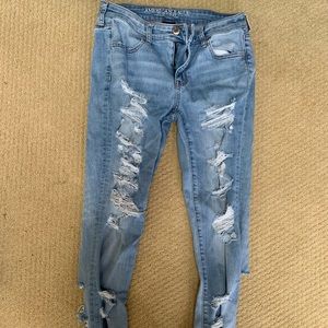 American Eagle Ripped Midrise Jean